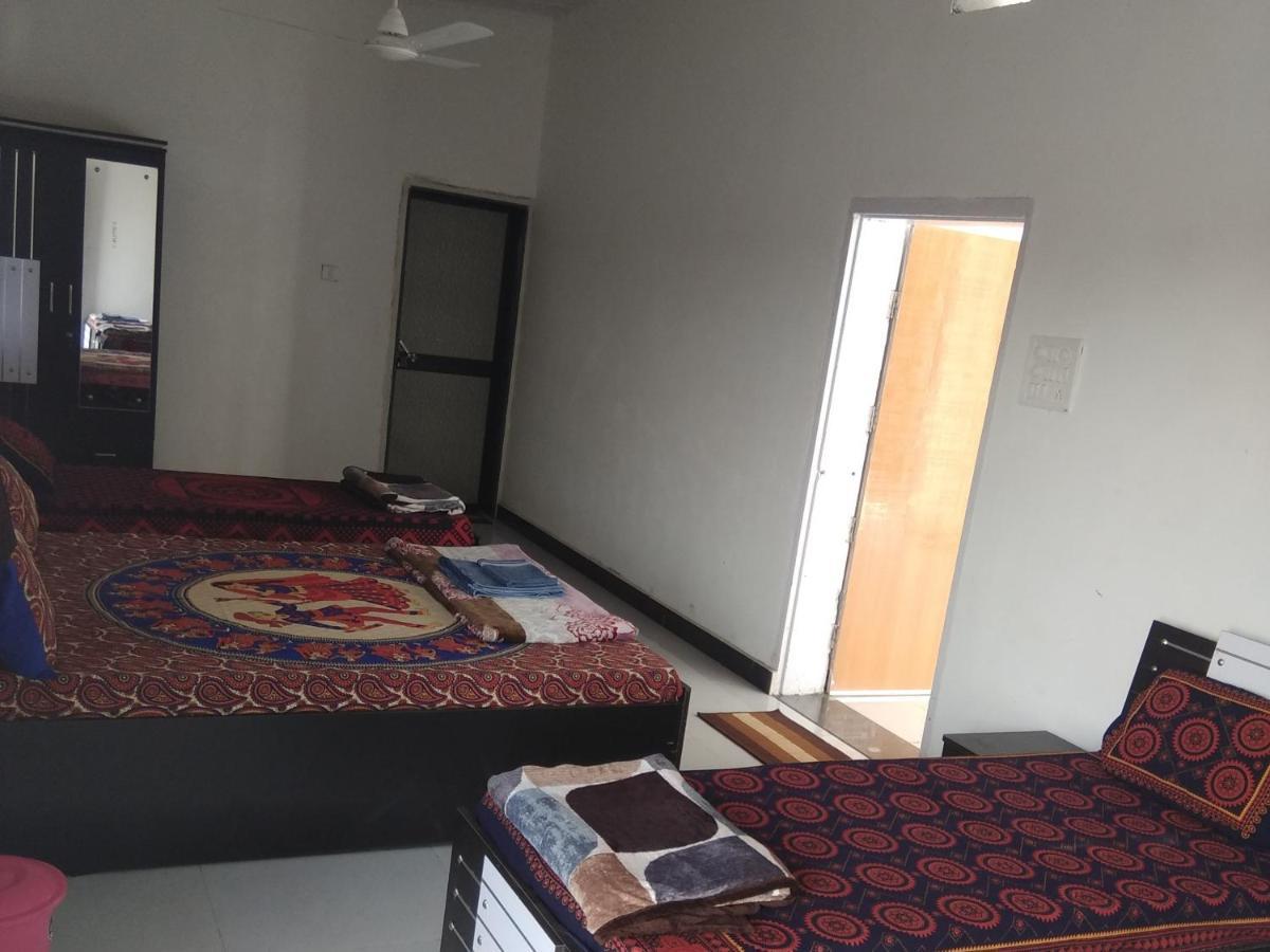 Hiran Holidays غابة غير الغرفة الصورة